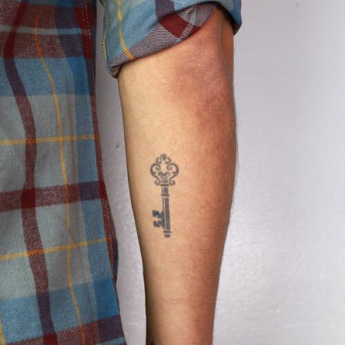 Alpas by inkbox is a Random temporary tattoo from inkbox - 0