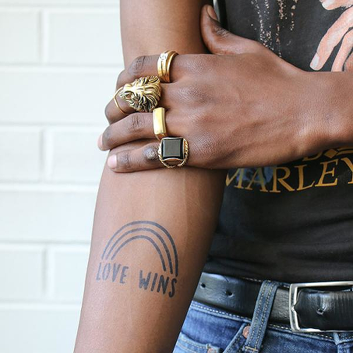 Bowride by Gio Santos is a Minimal temporary tattoo from inkbox - 0