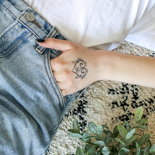 Cora by Olivia-Fayne is a Geometric temporary tattoo from inkbox - 0