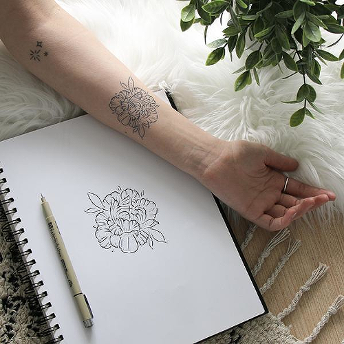 Fayne by Olivia-Fayne is a Flowers temporary tattoo from inkbox - 0
