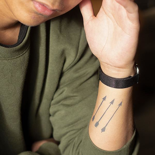 Frisson by inkbox is a Arrows temporary tattoo from inkbox - 0