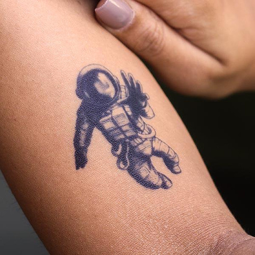Geimfari by inkbox is a Body temporary tattoo from inkbox - 2
