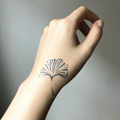 Ginkgo by Grace Tesmer is a Nature temporary tattoo from inkbox - 0