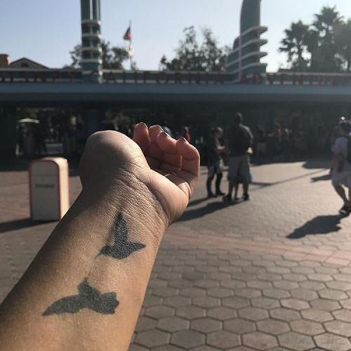 Halcyon by Felipe Sena is a Animals temporary tattoo from inkbox - 2
