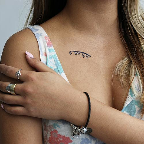 Liliaceae by Rachel Llanera is a Flowers temporary tattoo from inkbox - 0
