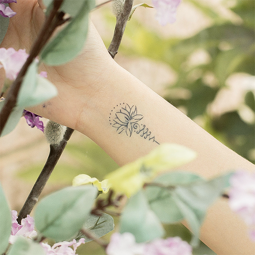 Moira by Louise Z. L. is a Flowers temporary tattoo from inkbox - 0