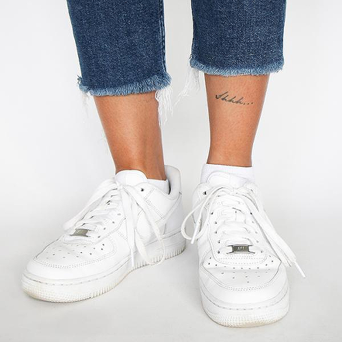 Mum by Lina is a Words temporary tattoo from inkbox - 0