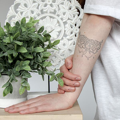 Oriana by Olivia-Fayne is a Flowers temporary tattoo from inkbox - 0