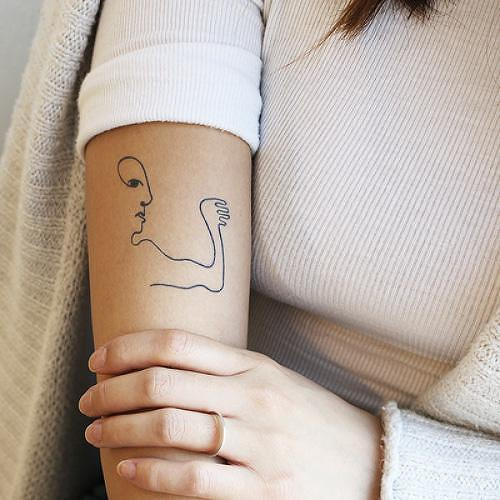 Pablo by La Chapardeuse is a Minimal temporary tattoo from inkbox - 2
