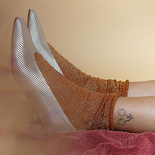 Poppy by Louise Z. L. is a Food & Drink temporary tattoo from inkbox - 0