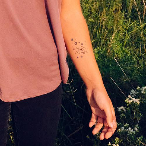 Sagan by Felipe Sena is a Science temporary tattoo from inkbox - 3