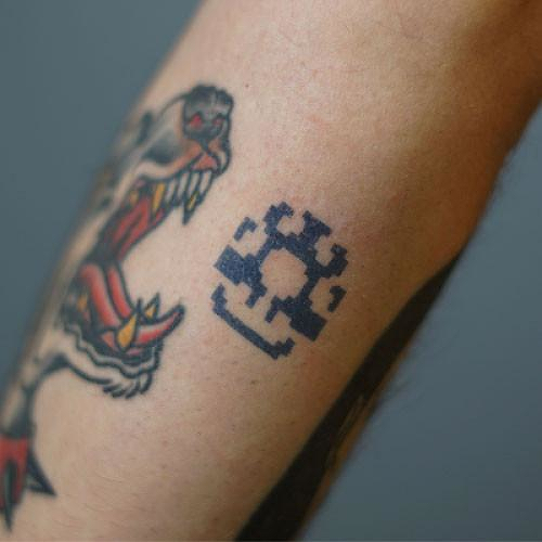 Sapo by inkbox tattoos is a Gaming & Fandom temporary tattoo from inkbox - 2