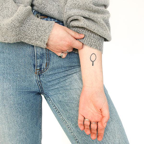 Vidro by Fatima Almuhtaram is a Minimal temporary tattoo from inkbox - 0
